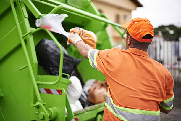 Best Commercial Cleanout Services  in Hayfield, MN